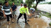 Sungai Bajulmati Banyuwangi Meluap Puluhan Rumah Tergenang Banjir