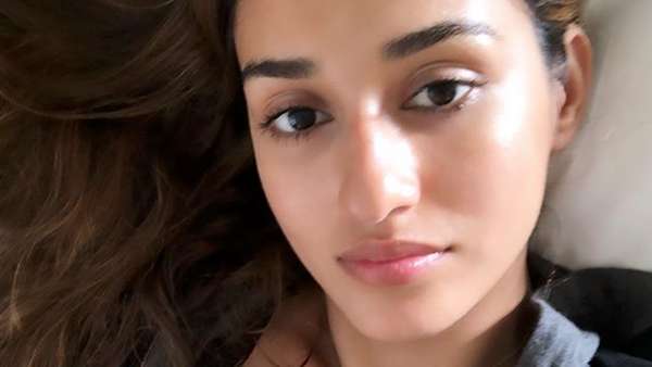 Tak Pernah Ngaku Pacaran, Disha Patani Kini Putus?