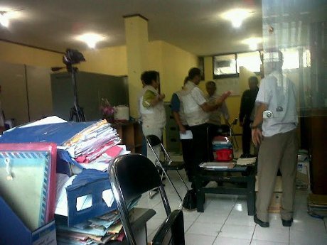 Jam Geledah Kantor Bpn Bandung Tim Mabes Sita Satu Koper Dokumen