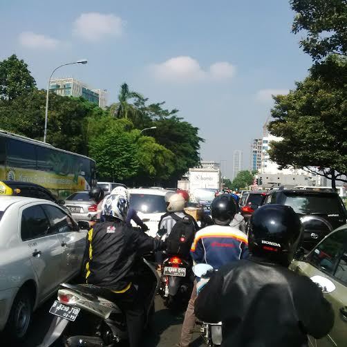 Imbas Penutupan Jl Merdeka Utara Macet Parah Di Kwitang Dan Lapangan