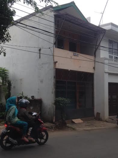 Ulasan Foto Papan Nama Kantor