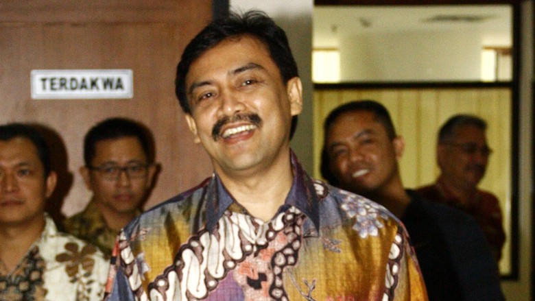 Bebas dari Sukamiskin, Andi Mallarangeng Angkut Semua Barangnya Bebas dari Sukamiskin, Andi Mallarangeng Angkut Semua Barangnya