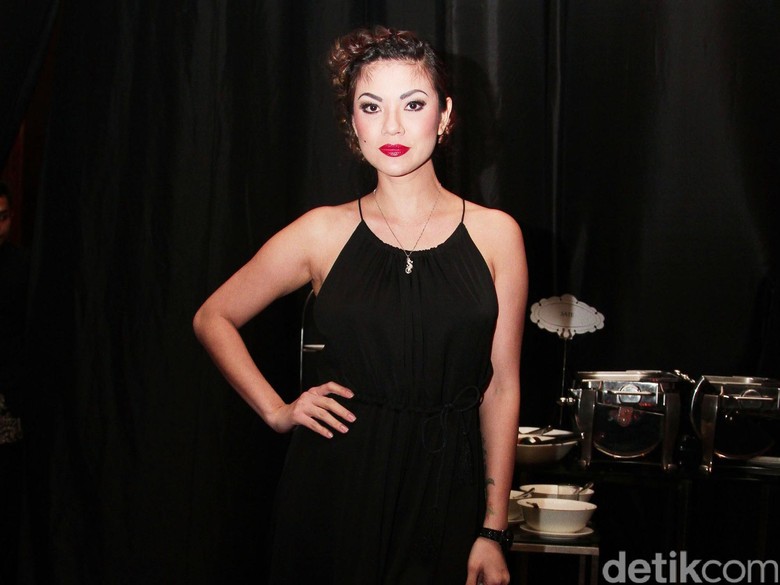 Aline Adita Cuma Undang 200 Orang ke Pernikahannya, Mantan Gimana? Aline Adita Cuma Undang 200 Orang ke Pernikahannya, Mantan Gimana?
