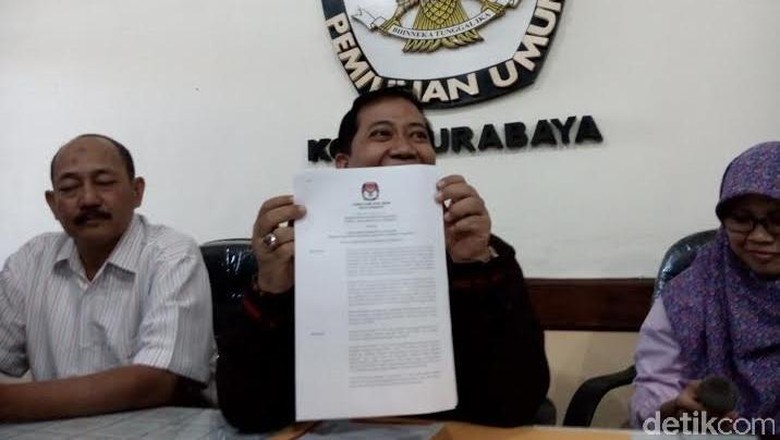 Baru 3 Parpol yang Daftar Peserta Pemilu 2019 di KPU Surabaya Baru 3 Parpol yang Daftar Peserta Pemilu 2019 di KPU Surabaya