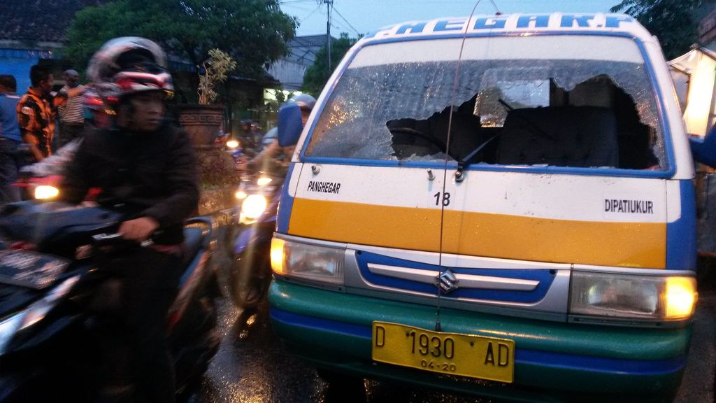 Pemukulan Sopir Angkot Panghegar Dipatiukur Sudah Dilaporkan Ke Polisi