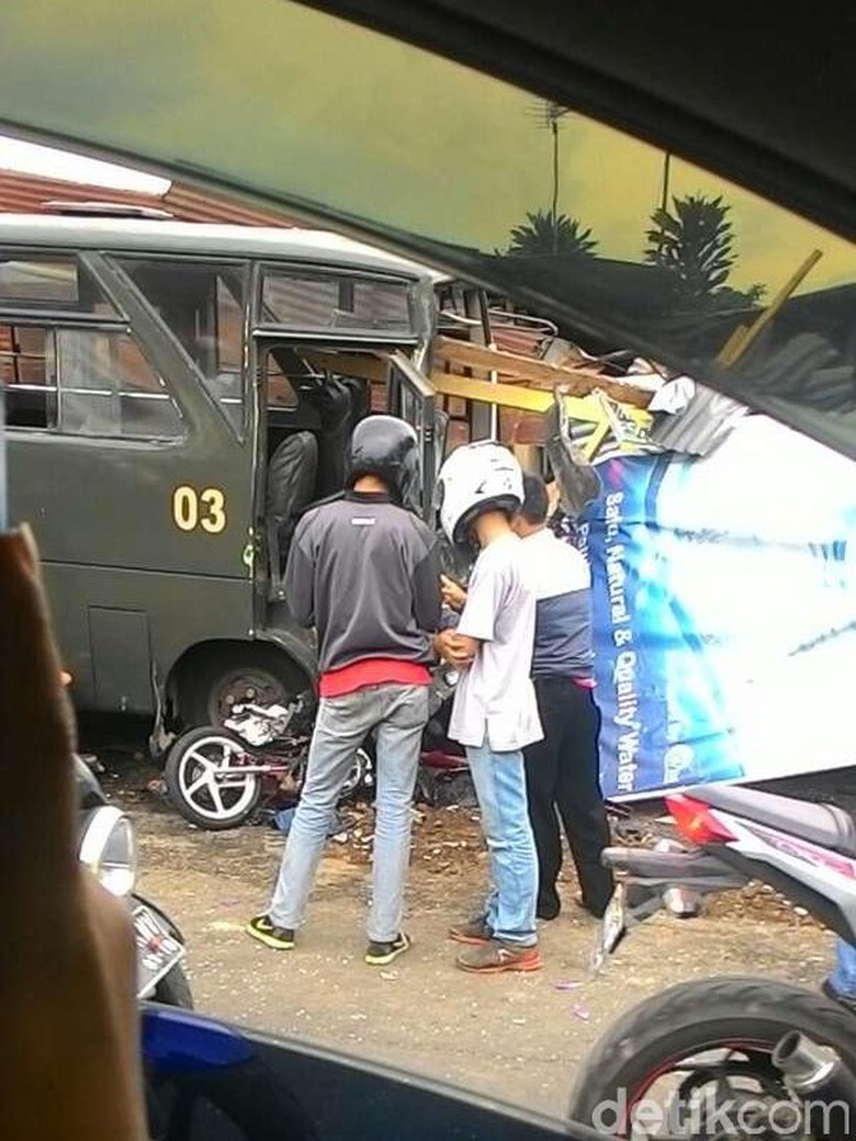 Bus TNI Di Puncak Diduga Akibat Rem Blong Begini Kronologinya