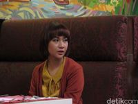 Bunga Citra Lestari Tampil Quirky Di Film My Stupid Boss