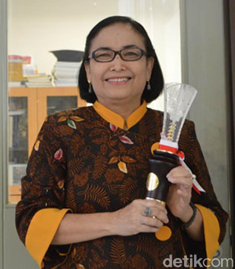 Endang Sutriswati Rahayu, Periset Keamanan Pangan Lokal Penerima Penghargaan Presiden Endang Sutriswati Rahayu, Periset Keamanan Pangan Lokal Penerima Penghargaan Presiden