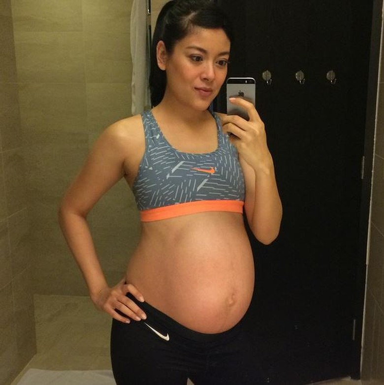 9 Bulan Sigi Wimala Rajin Gym Hamil Gambar Perut Ibu