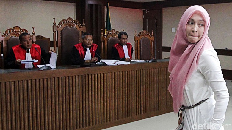 Brotoseno Ditangkap, di Mana Keanu Massaid? Brotoseno Ditangkap, di Mana Keanu Massaid?