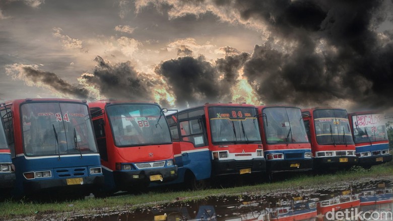 Bukan Cuma Metromini, Bus Butut Lain Juga Bakal Diremajakan Bukan Cuma Metromini, Bus Butut Lain Juga Bakal Diremajakan