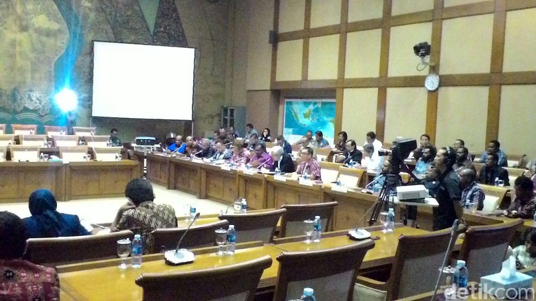 Desak Freeport Bangun Smelter di Papua, Bupati Mimika: Infrastruktur dan SDM Siap Desak Freeport Bangun Smelter di Papua, Bupati Mimika: Infrastruktur dan SDM Siap