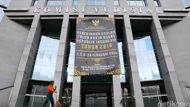 Bahas Nasib MA-KY, Para Ahli Hukum Kumpul di Jember Bahas Nasib MA-KY, Para Ahli Hukum Kumpul di Jember