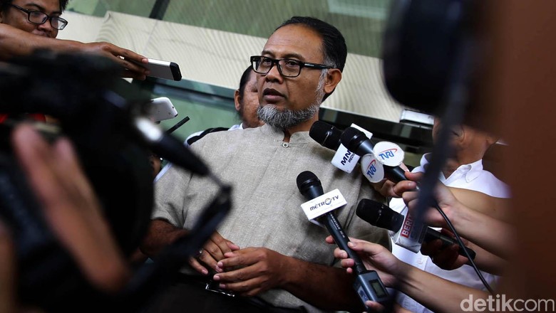 Pansus Angket KPK Datangi Sukamiskin, BW: Matinya Nurani Keadilan Pansus Angket KPK Datangi Sukamiskin, BW: Matinya Nurani Keadilan