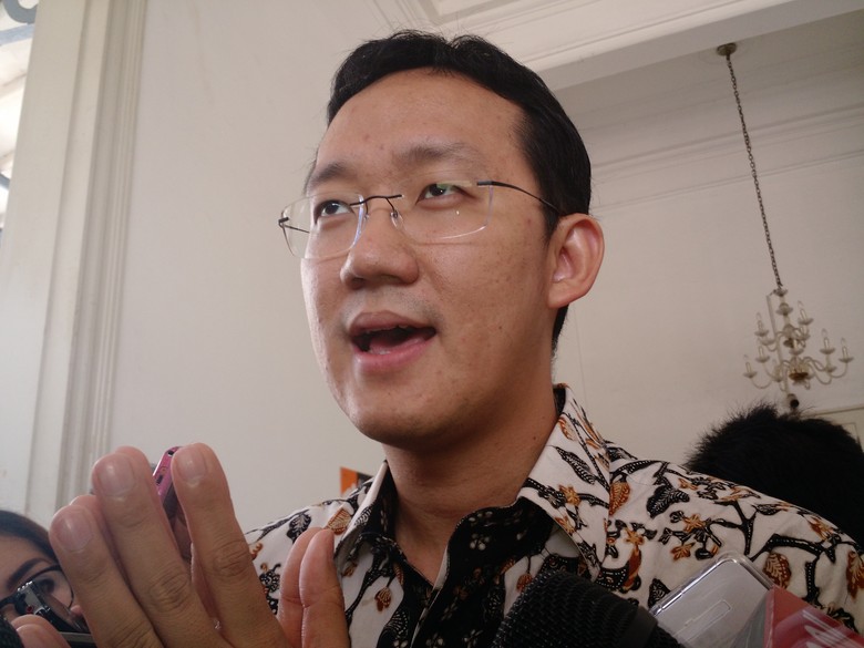 Sunny: Pengusaha Suka Ngobrol dengan Gubernur Harapannya Disampaikan ke Presiden Sunny: Pengusaha Suka Ngobrol dengan Gubernur Harapannya Disampaikan ke Presiden