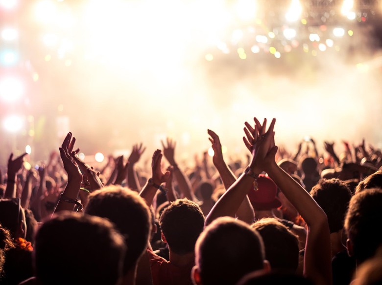 Bakal Ada Musisi Besar yang Akan Konser, Ini Spekulasi Netizen Bakal Ada Musisi Besar yang Akan Konser, Ini Spekulasi Netizen