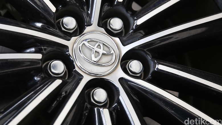 Toyota Jadi Raja di 49 Negara Toyota Jadi Raja di 49 Negara