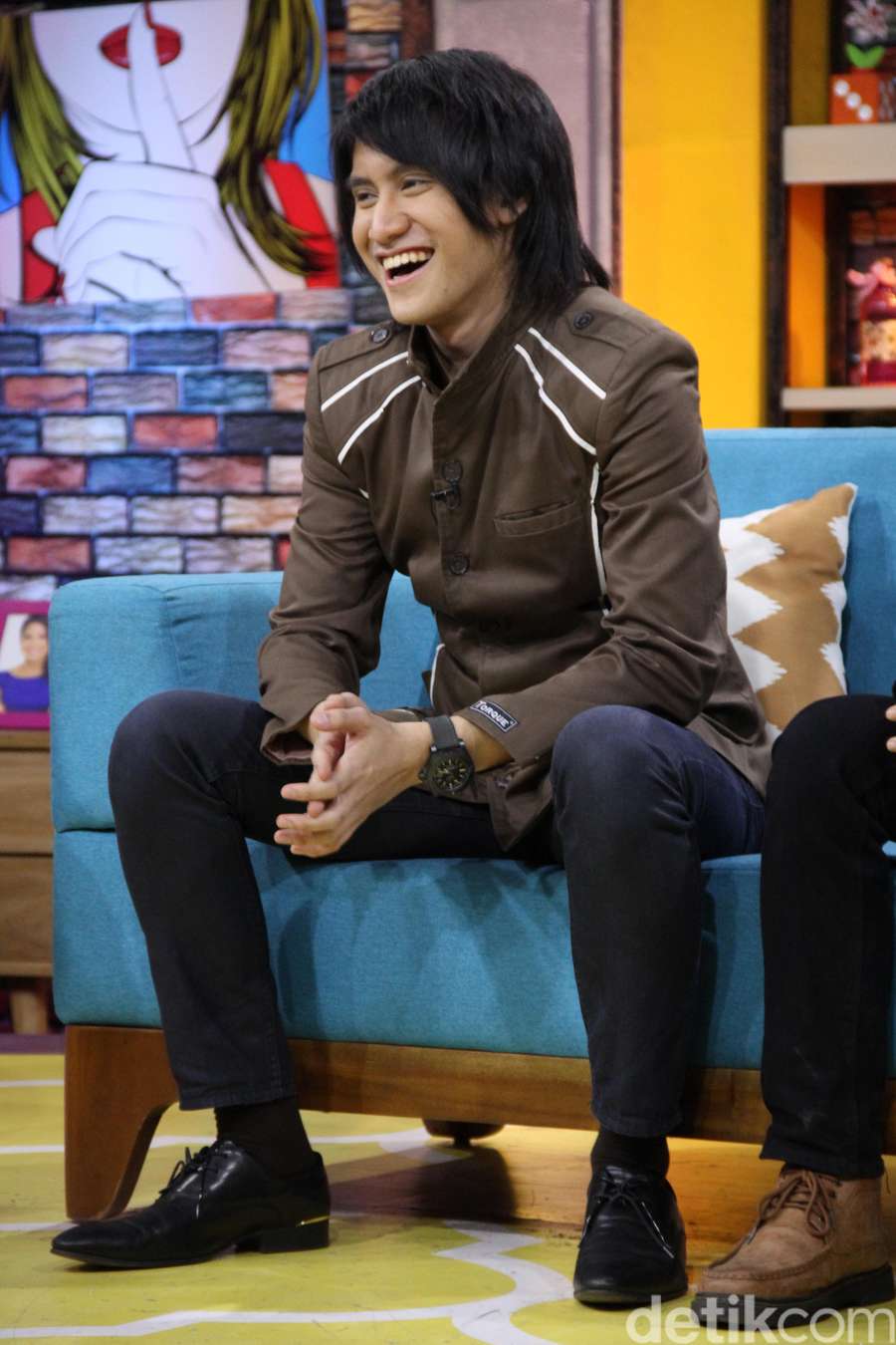 Aprilio Nggak Mau Ganti Gaya Rambut Aprilio Nggak Mau Ganti Gaya Rambut