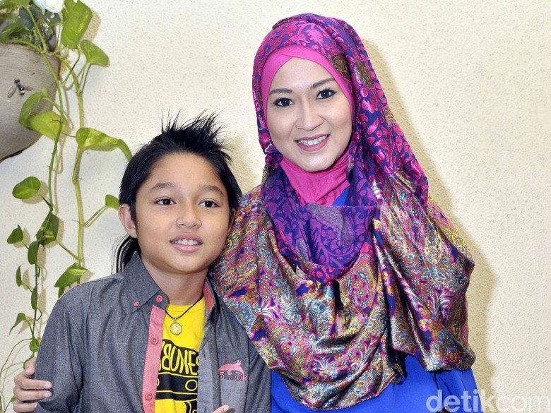 Okie Agustina Jelaskan Bagaimana Pantau Pergaulan Keisha Alvaro Okie Agustina Jelaskan Bagaimana Pantau Pergaulan Keisha Alvaro