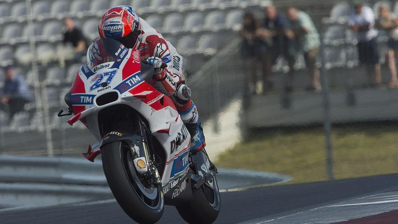 Lorenzo: Stoner Impresif Lorenzo: Stoner Impresif