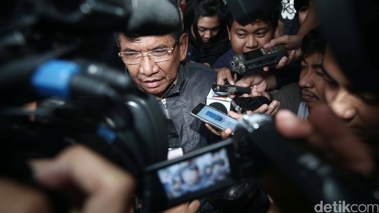 KPK Panggil Anggota Komisi II DPR untuk Suap Gratifikasi PNS Tajir KPK Panggil Anggota Komisi II DPR untuk Suap Gratifikasi PNS Tajir
