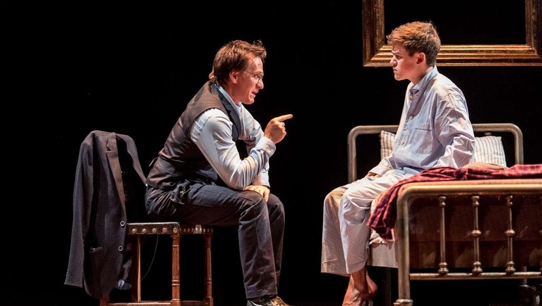 Harry Potter and the Cursed Child Masuk Nominasi WhatsOnStage Inggris Harry Potter and the Cursed Child Masuk Nominasi WhatsOnStage Inggris