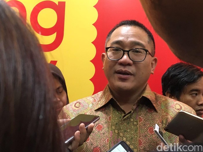 CEO Indosat Alexander Rusli (Foto: detikINET/Achmad Rouzni Noor II) CEO Indosat Alexander Rusli (Foto: detikINET/Achmad Rouzni Noor II)