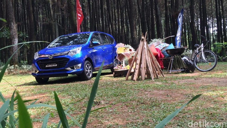 Daihatsu: Peristiwa Tiba-tiba Pecahnya Kaca Belakang Sigra Terjadi di Luar Jawa Daihatsu: Peristiwa Tiba-tiba Pecahnya Kaca Belakang Sigra Terjadi di Luar Jawa