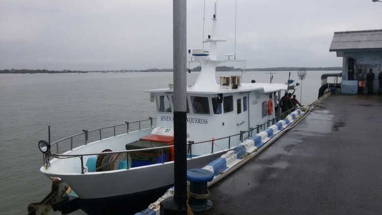 TNI AL Kembali Tangkap Kapal Pemancing Singapura di Perairan Kepri TNI AL Kembali Tangkap Kapal Pemancing Singapura di Perairan Kepri