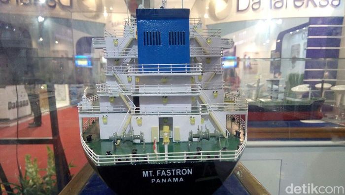 Maket kapal buatan PT PAL Indonesia (Foto: Ardan Adhi Chandra) Maket kapal buatan PT PAL Indonesia (Foto: Ardan Adhi Chandra)