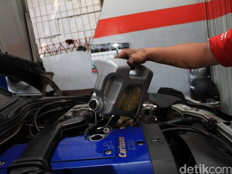 Gonta-ganti Oli, Merusak Mesin? Gonta-ganti Oli, Merusak Mesin?