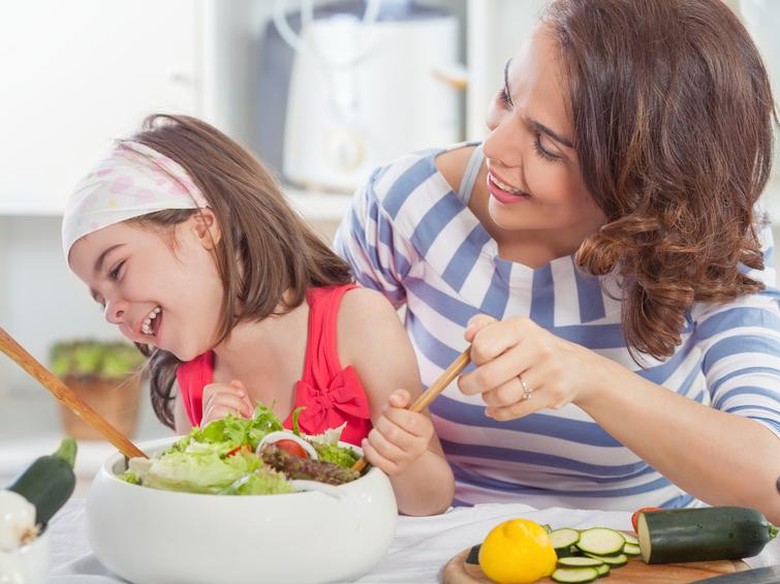 Si Kecil Susah Makan Sayur? Ikuti Tips dan Trik dari Chef Ini Si Kecil Susah Makan Sayur? Ikuti Tips dan Trik dari Chef Ini