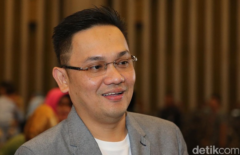 Farhat Abbas Dipanggil KPK Terkait Keterangan Palsu Miryam Farhat Abbas Dipanggil KPK Terkait Keterangan Palsu Miryam
