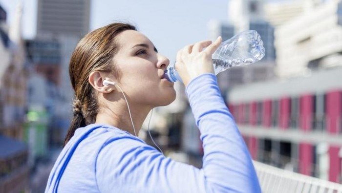 Image result for Cerita Viral Wanita yang Mengaku Kurus Karena Minum Air Putih