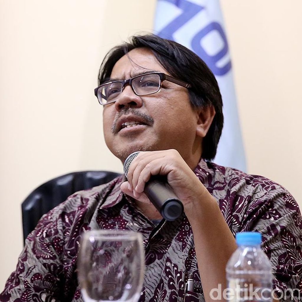 Ade Armando Dipolisikan Lagi, Kali Ini soal Hadis Nabi Ade Armando Dipolisikan Lagi, Kali Ini soal Hadis Nabi