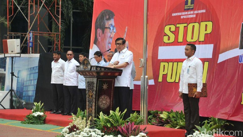 Yasonna: Tak Ada Ampun Bagi Jajaran Kemenkum HAM yang Terlibat Pungli Yasonna: Tak Ada Ampun Bagi Jajaran Kemenkum HAM yang Terlibat Pungli