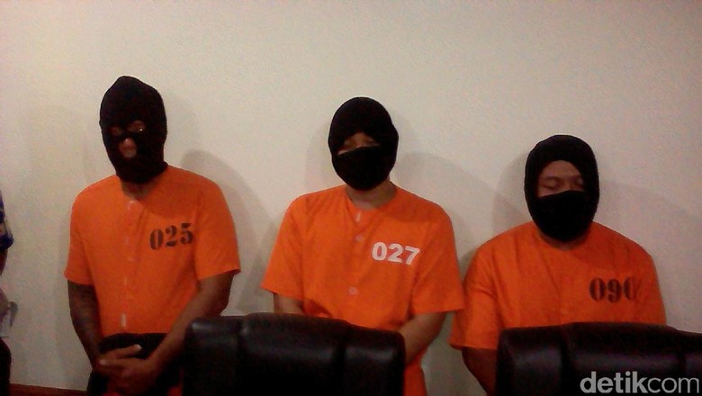 Diduga Mabuk Miras, 3 Anggota Ormas di Bali Keroyok Polisi Diduga Mabuk Miras, 3 Anggota Ormas di Bali Keroyok Polisi