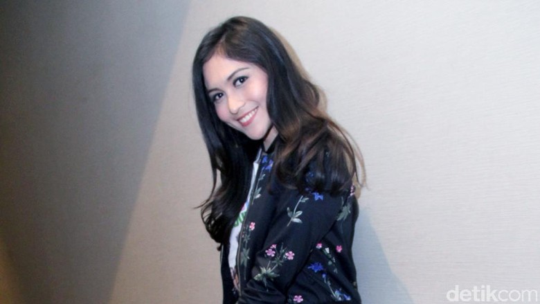 Hidupkan Dear Nathan Lewat Film, Denira Wiraguna Rasakan Tantangan Hidupkan Dear Nathan Lewat Film, Denira Wiraguna Rasakan Tantangan