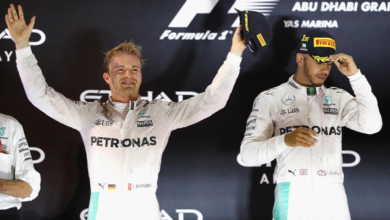 Sengaja Melambat di Lap-lap Akhir, Hamilton Dikritik Sengaja Melambat di Lap-lap Akhir, Hamilton Dikritik