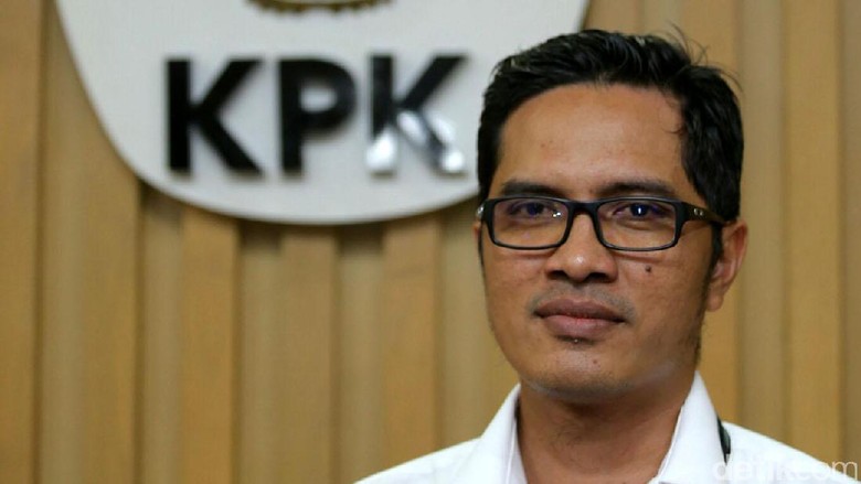 KPK Fokus Telisik Penyalahgunaan Wewenang Penerbitan SKL BLBI KPK Fokus Telisik Penyalahgunaan Wewenang Penerbitan SKL BLBI