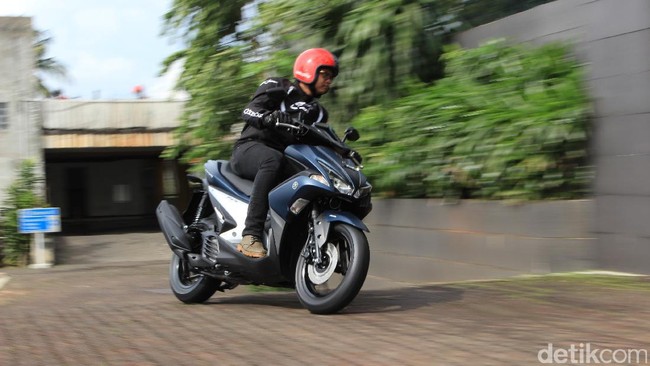 Impresi Perdana Yamaha Aerox 155VVA Impresi Perdana Yamaha Aerox 155VVA