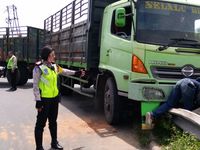 Polisi Jombang Truk Penabrak Lari Tancap Gas Hingga Tabrak Pagar