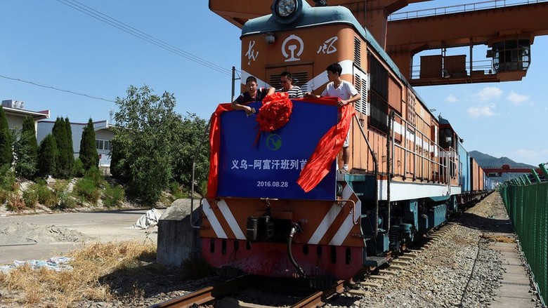 China Luncurkan Kereta Barang Langsung dari China ke London China Luncurkan Kereta Barang Langsung dari China ke London