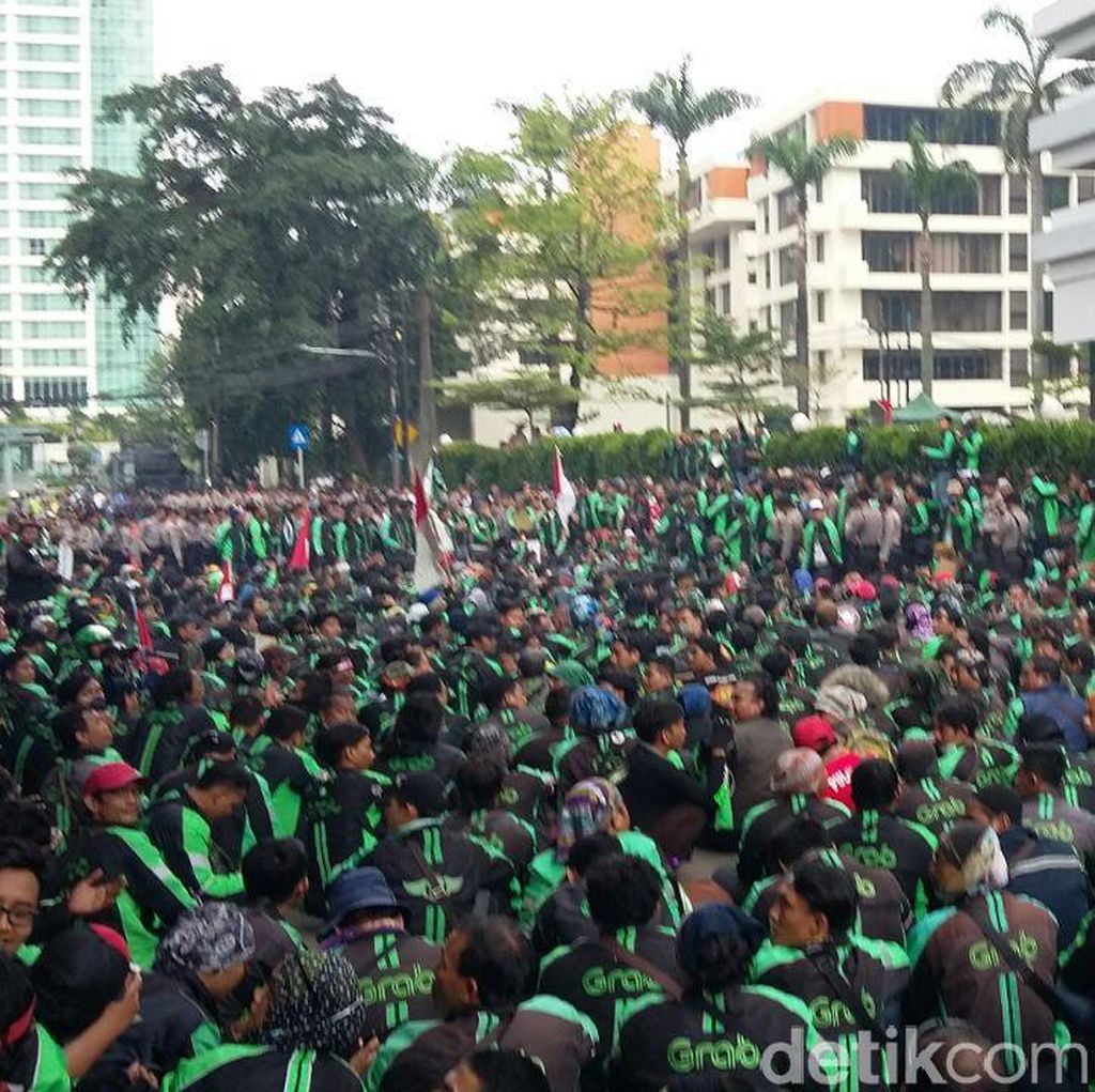 Driver Demo, Apa Kata Pihak Grab? Driver Demo, Apa Kata Pihak Grab?