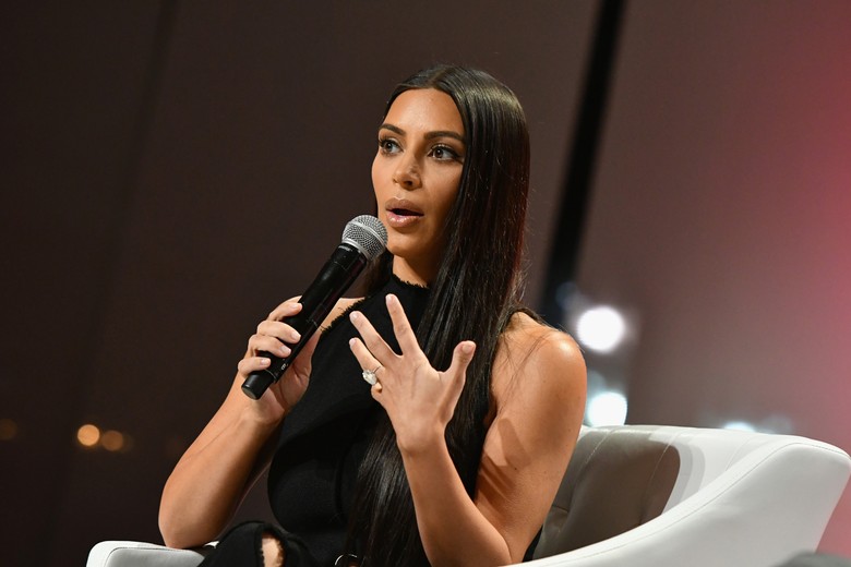 4 Tersangka Perampokan Kim Kardashian Telah Didakwa 4 Tersangka Perampokan Kim Kardashian Telah Didakwa