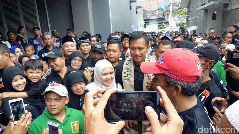 Agus Yudhoyono: Jangan Mau Diiming-imingi Janji Uang Agus Yudhoyono: Jangan Mau Diiming-imingi Janji Uang