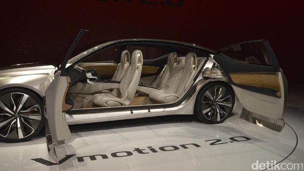 Mobil Nissan Jadi Mobil Konsep Tercantik