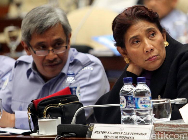 Siapa Menggoyang Menteri Susi? Siapa Menggoyang Menteri Susi?