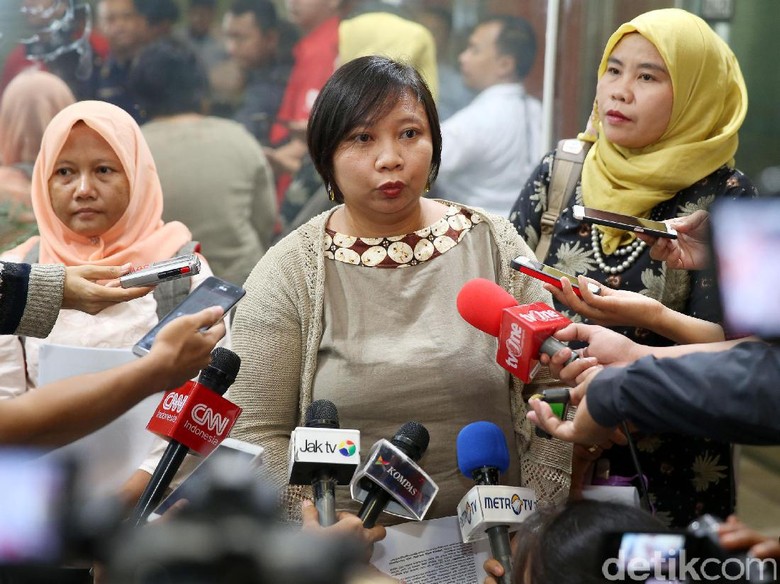 Migrant Care Harap 2 TKI di Saudi Batal Dieksekusi Mati Migrant Care Harap 2 TKI di Saudi Batal Dieksekusi Mati