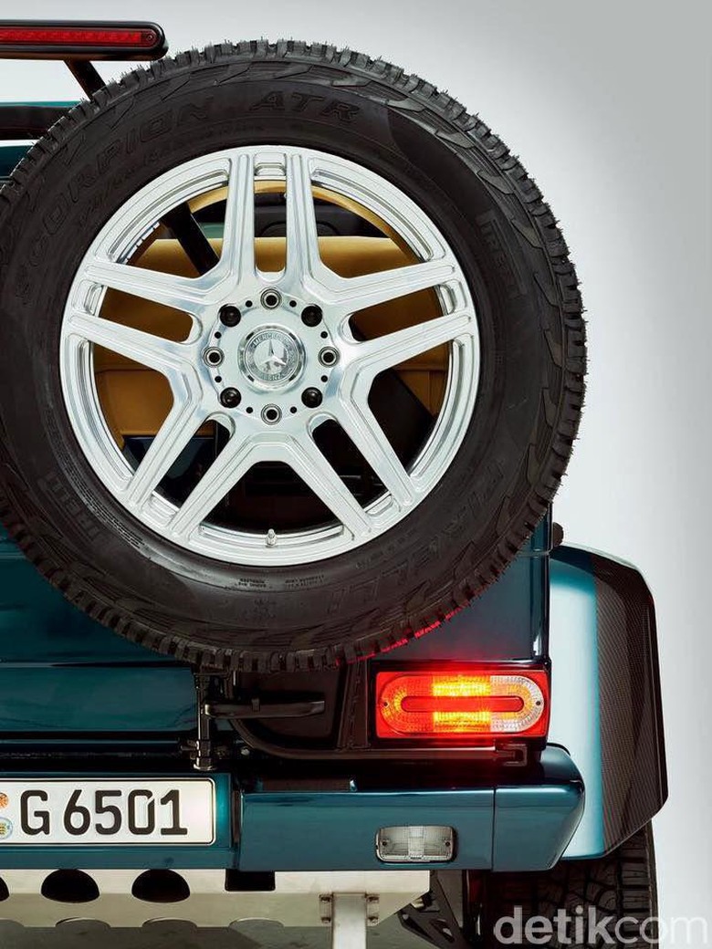 Benz Godok Offroader Beratap Terbuka